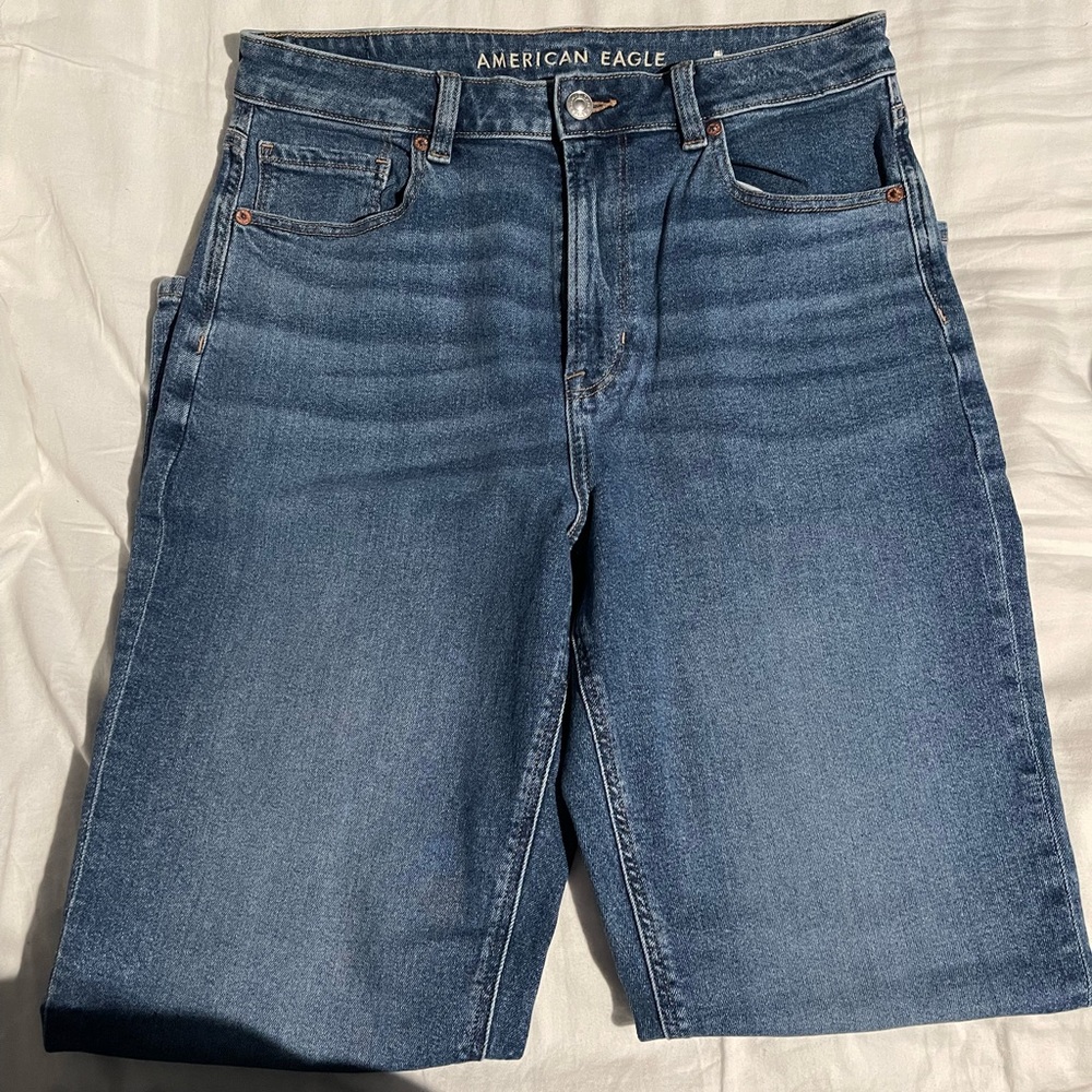 American eagle mom jeans